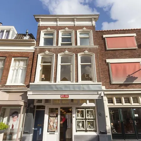 Luxury City Gouda